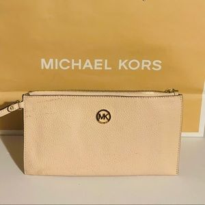 Micheal Kors blush clutch